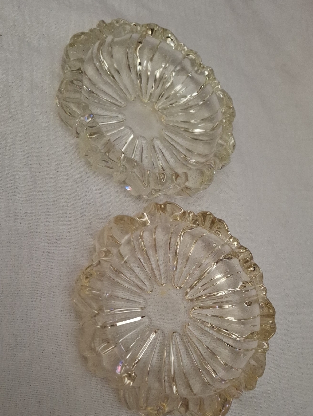 Set of 2 Vintage Hazel Atlas Clear Glass Floral Dishes/Ashtry. MCM